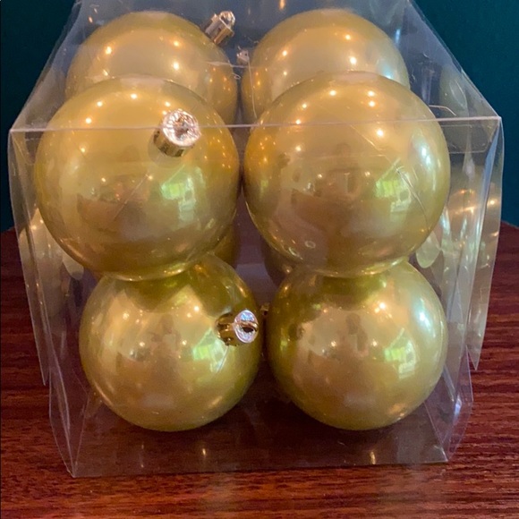 Wondershop Shatter Resistant Ornament Set - 16 - Picture 5 of 9